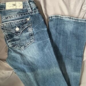 Miss Me mid-rise easy boot